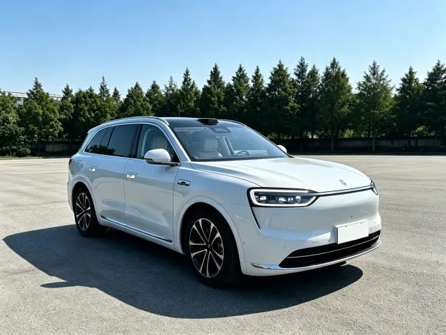 Aito M7 — Фото автомобиля 6