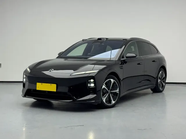 Фотография автомобиля — Nio ET5 Touring