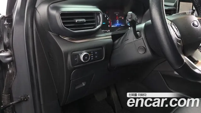 Ford Explorer — Фото автомобиля 13