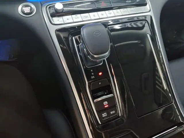 GAC Trumpchi M8 — Фото автомобиля 13