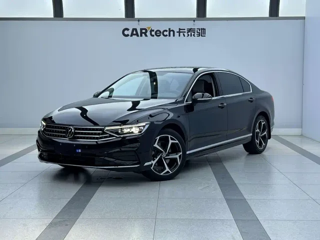 Фотография автомобиля — Volkswagen Magotan