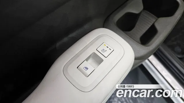 Hyundai Santafe — Фото автомобиля 19