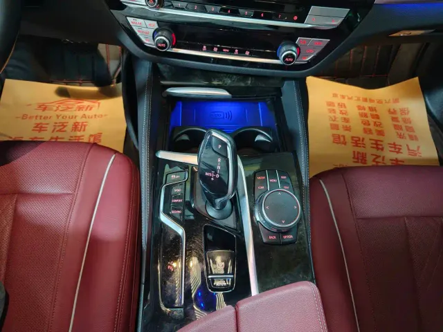 BMW 5 Series — Фото автомобиля 7