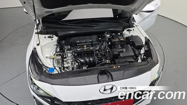 Hyundai Avante CN7 — Фото автомобиля 6