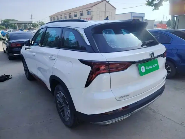 Changan CS75 Plus — Фото автомобиля 22
