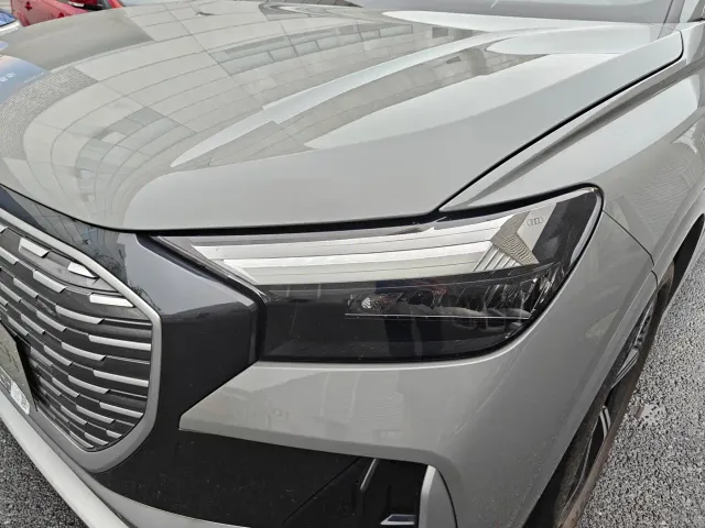 Audi Q4 e-tron — Фото автомобиля 15