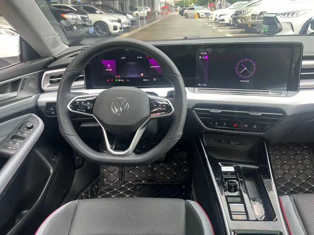 Volkswagen Lamando — Фото автомобиля 10