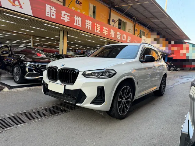 Фотография автомобиля — BMW X3