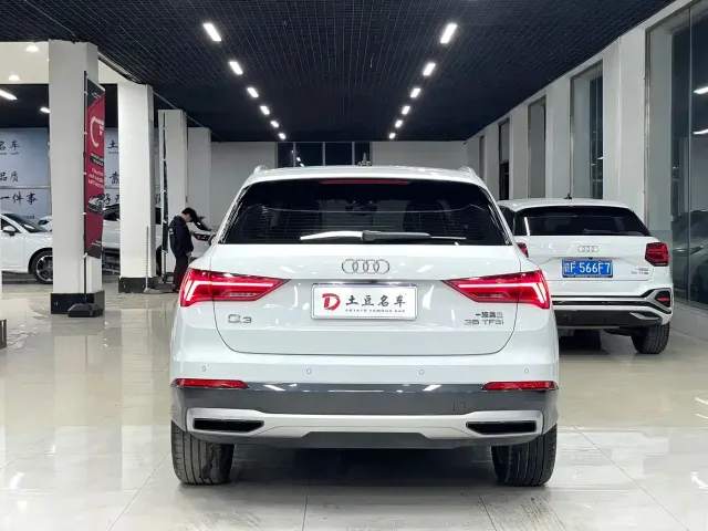 Audi Q3 — Фото автомобиля 5