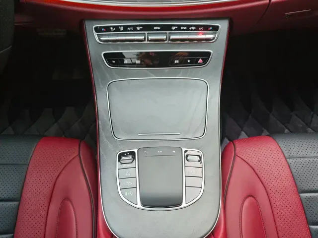 Mercedes-Benz CLS-Class — Фото автомобиля 23