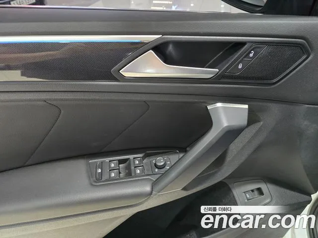 Volkswagen Tiguan Tiguan 2 поколение 2.0 TDI Prestige — Фото автомобиля 11