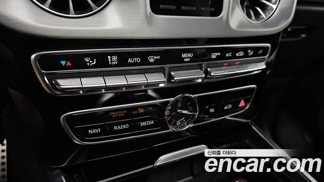 Mercedes-Benz G-Class — Фото автомобиля 26