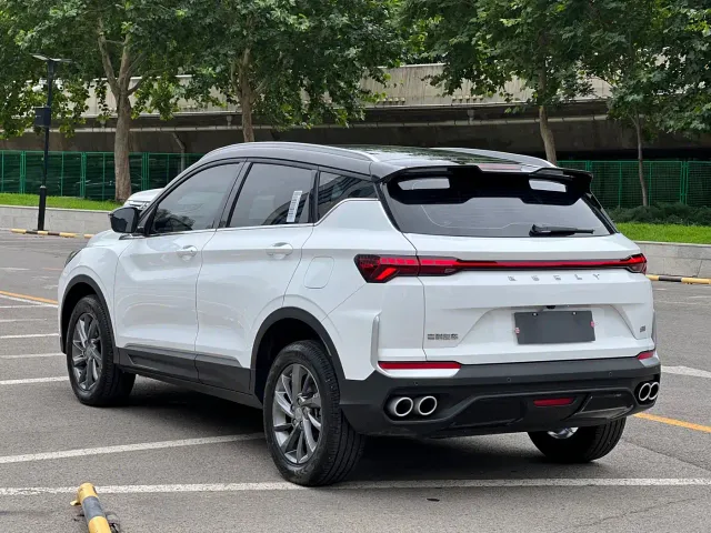 Geely Binyue — Фото автомобиля 4