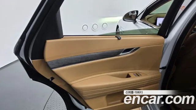 Genesis G80 Бензин 2.5 турбо AWD — Фото автомобиля 21