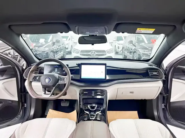 BYD Qin PLUS — Фото автомобиля 9