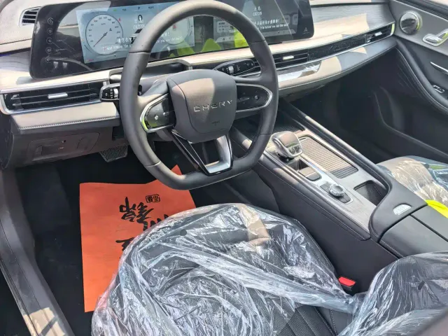 Chery Arrizo 8 — Фото автомобиля 8