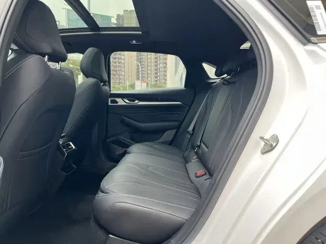 Geely Xingrui — Фото автомобиля 13
