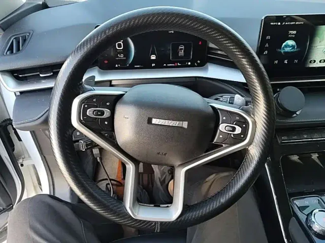 Haval H6 — Фото автомобиля 10