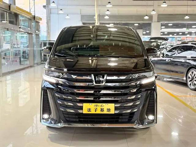 Toyota Vellfire — Фото автомобиля 2