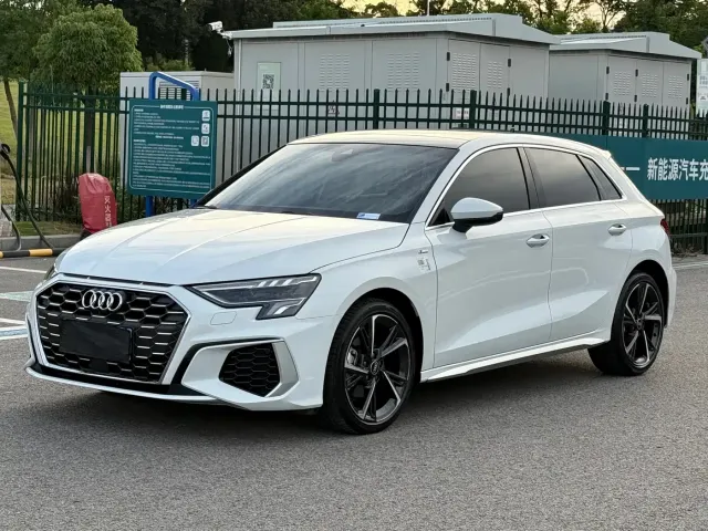 Фотография автомобиля — Audi A3