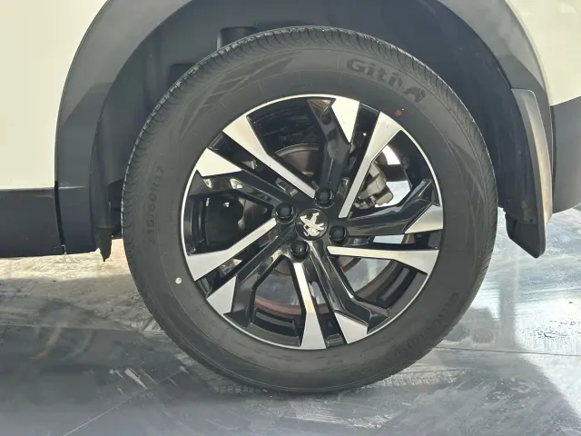 Peugeot 2008 — Фото автомобиля 15