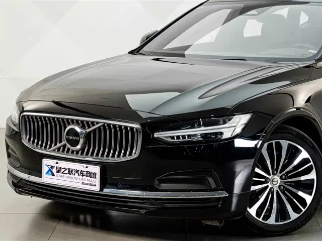 Volvo S90 — Фото автомобиля 2