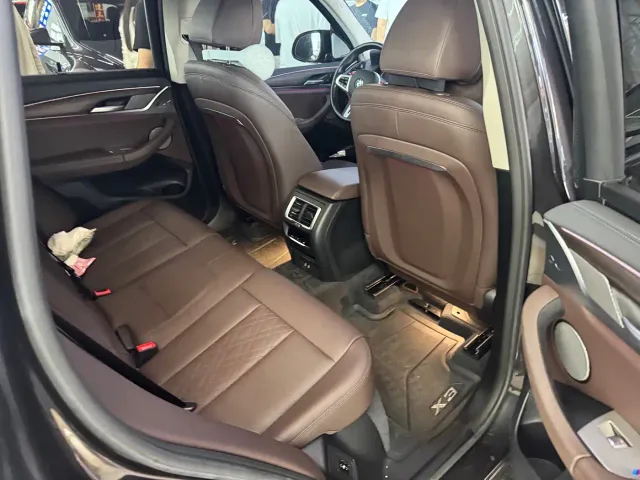 BMW X3 — Фото автомобиля 6