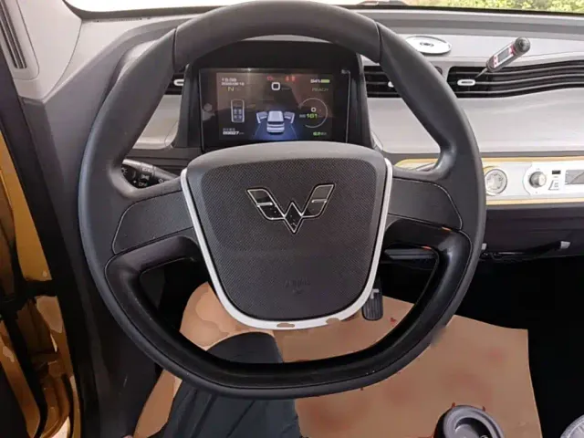 Wuling Hongguang Mini EV — Фото автомобиля 10