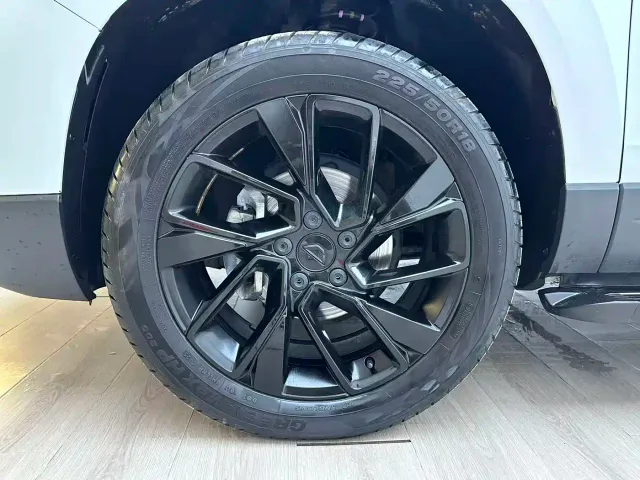 Jetta VS7 — Фото автомобиля 7