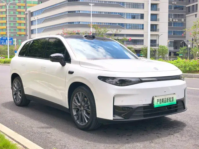 Leapmotor C10 — Фото автомобиля 3
