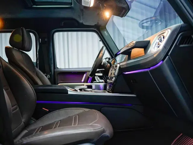 Mercedes-Benz G-Class — Фото автомобиля 16