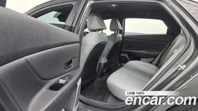Hyundai AVANTE Новый Avante (CN7) — Фото автомобиля 18