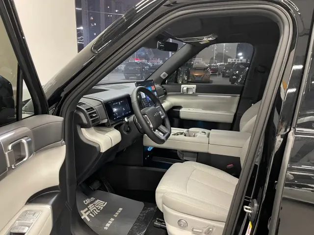 BYD FangChengBao Titanium 7 — Фото автомобиля 9