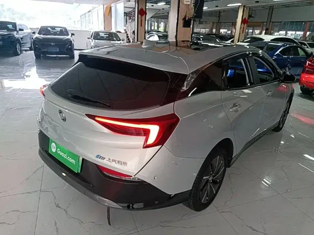 Buick Velite 6 — Фото автомобиля 6