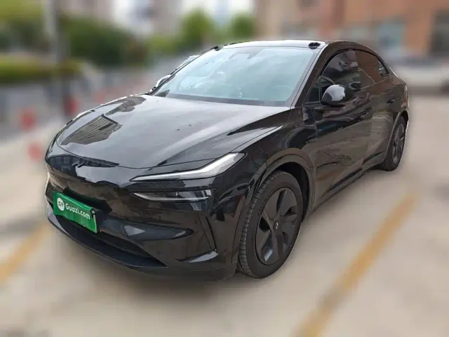 Фотография автомобиля — Onvo L60