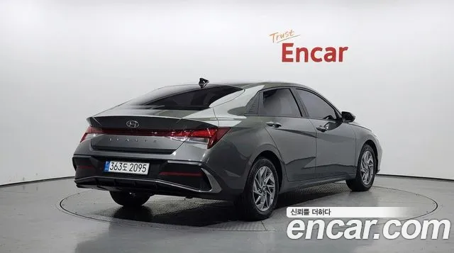 Hyundai AVANTE Новый Avante (CN7) — Фото автомобиля 2