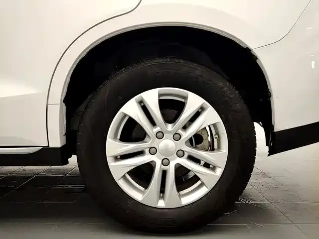 Haval M6 — Фото автомобиля 16