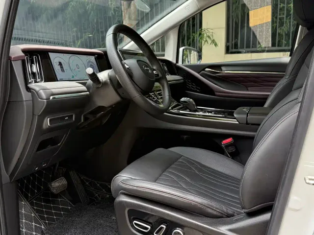GAC Trumpchi M8 — Фото автомобиля 3