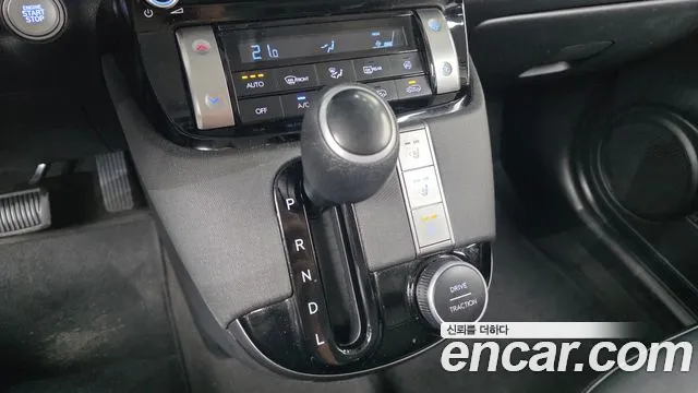 Hyundai Casper — Фото автомобиля 9