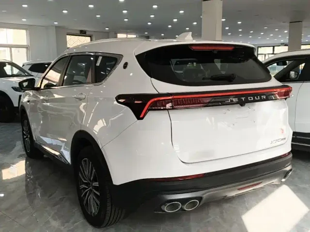 Jetour X70 Plus — Фото автомобиля 4