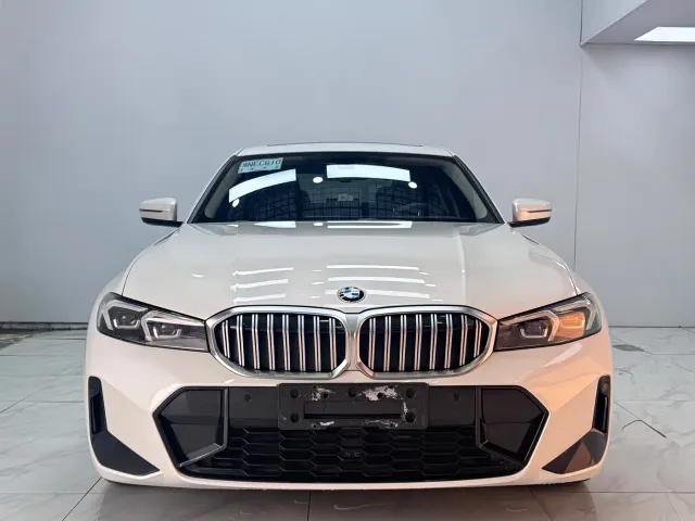 BMW 3 Series — Фото автомобиля 2
