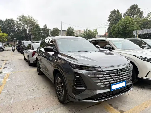 Changan CS75 Plus — Фото автомобиля 3
