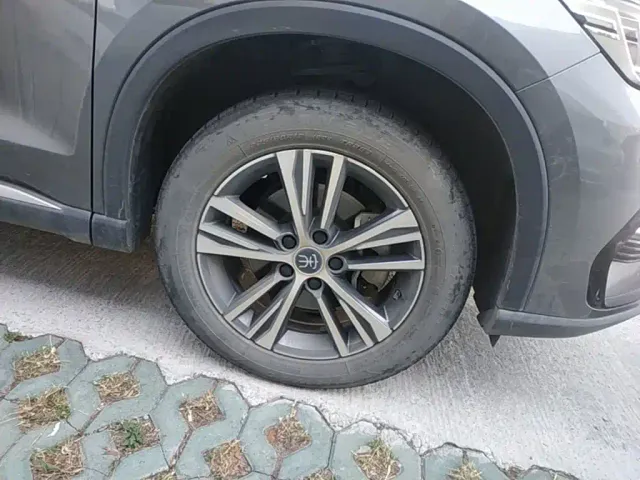 BYD Song Pro — Фото автомобиля 25