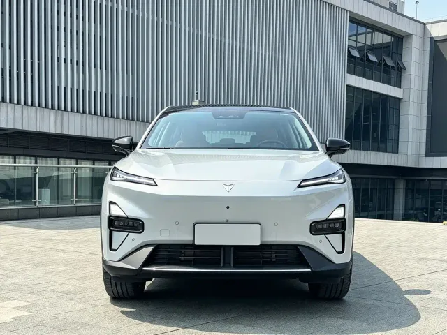 Deepal S05 — Фото автомобиля 2