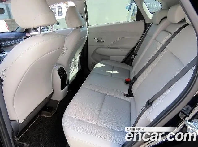 Hyundai Kona SX2 — Фото автомобиля 6