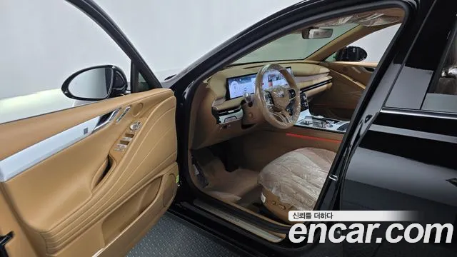 Genesis G80 Бензин 2.5 турбо AWD — Фото автомобиля 8