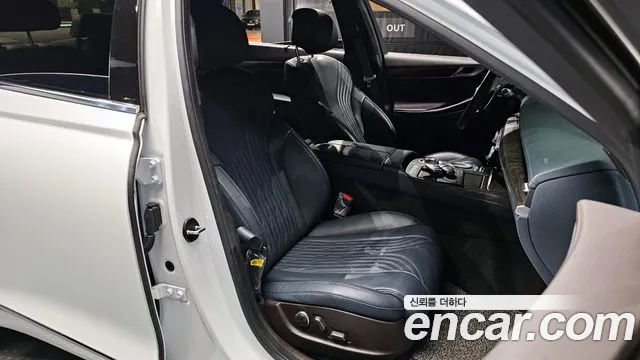 Genesis G80 Бензин 2.5 турбо AWD — Фото автомобиля 10