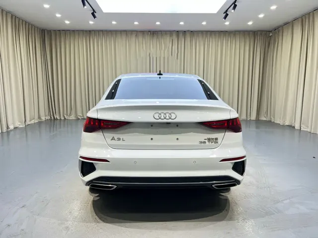 Audi A3 — Фото автомобиля 5