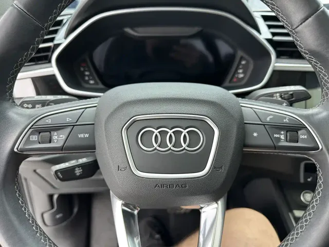 Audi Q3 — Фото автомобиля 14