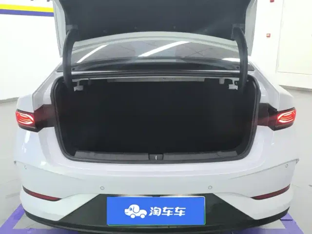 BYD Qin PLUS — Фото автомобиля 4